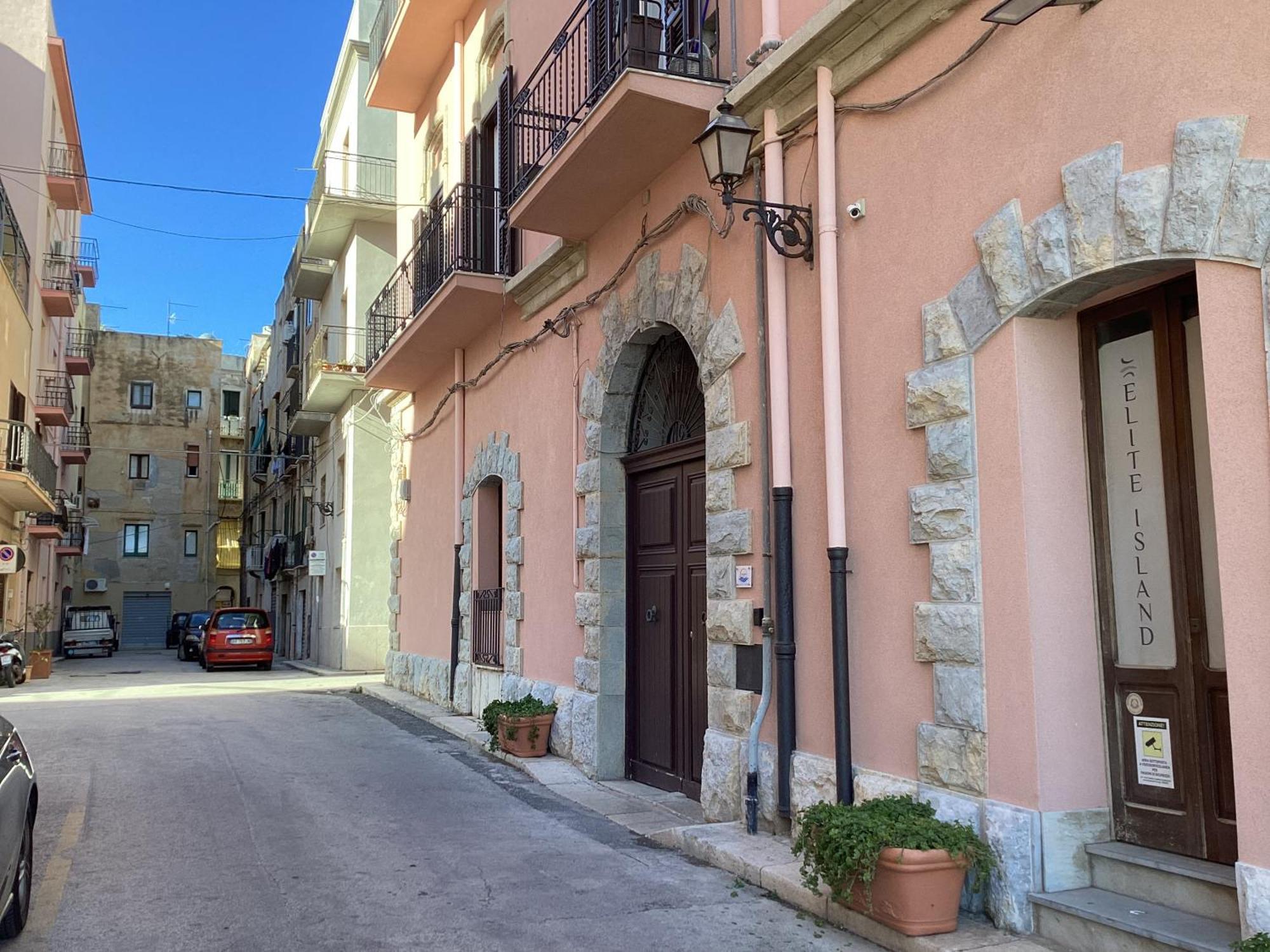 I Velieri Di Trapani Apartment Екстериор снимка